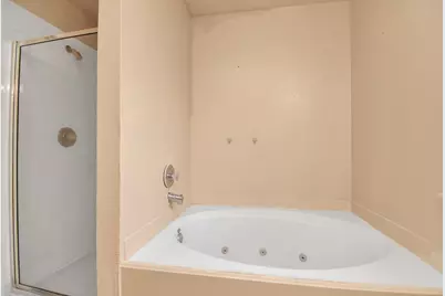 8914 Pecan Place Drive, Houston, TX 77071 - Photo 31