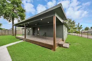 1403 Munger St, Houston, TX 77023 - Photo 43