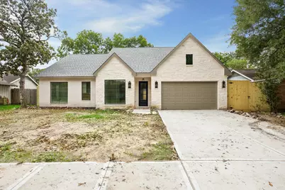 4817 Kingfisher Drive, Houston, TX 77035 - Photo 1