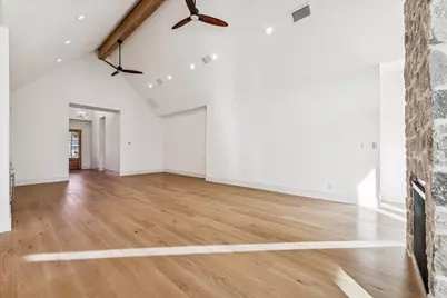 4817 Kingfisher Drive, Houston, TX 77035 - Photo 5