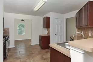 9960 Hyacinth Way, Conroe, TX 77385 - Photo 5