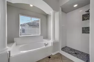 8326 Brighton Lake Ln, Houston, TX 77095 - Photo 21
