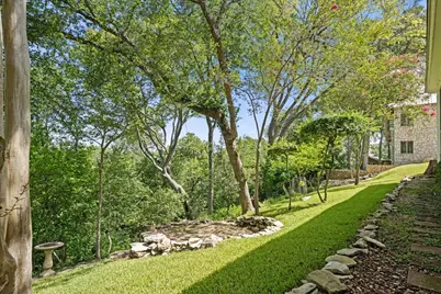 208 Rolling Hill Drive, La Grange, TX 78945 - Photo 5