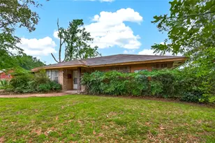 262 Magnolia Rd, Woodbranch, TX 77357 - Photo 3