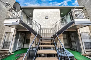 6500 Sands Point Dr, Houston, TX 77074 - Photo 7