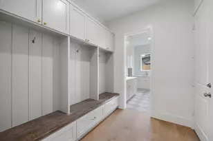 1726 Saxon Dr, Houston, TX 77018 - Photo 13