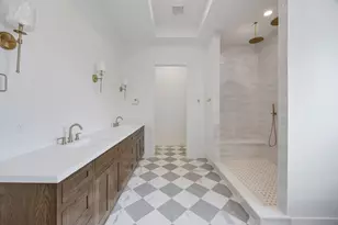 1726 Saxon Dr, Houston, TX 77018 - Photo 21