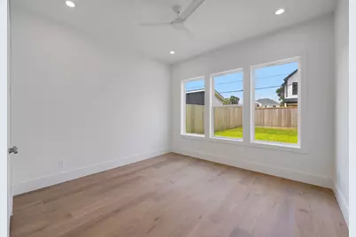 1726 Saxon Drive, Houston, TX 77018 - Photo 15