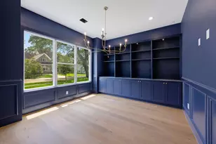 1726 Saxon Dr, Houston, TX 77018 - Photo 3