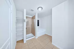 10913 Panther Ct, Houston, TX 77099 - Photo 13