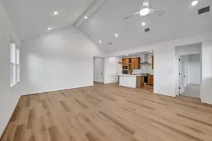 29307 Suncreek Rnch Ct, Waller, TX 77484 - Photo 9