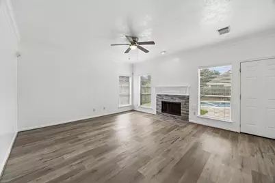 12206 Meadow Park Court, Meadows Place, TX 77477 - Photo 21