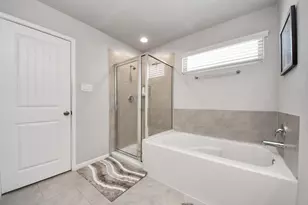 2934 Vales Point Dr, Fresno, TX 77545 - Photo 17