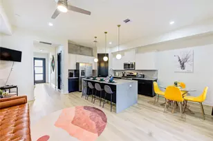 5421 Southlea St, Houston, TX 77033 - Photo 7