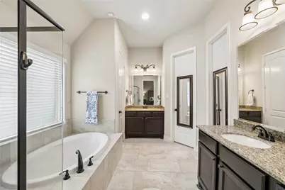 116 Wade Pointe Drive, Montgomery, TX 77316 - Photo 13