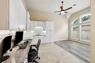 116 Wade Pointe Dr, Montgomery, TX 77316 - Photo 11