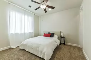 9409 Blalock Tree Ct, Houston, TX 77080 - Photo 23