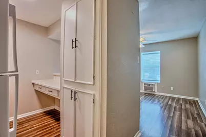 1423 Hawthorne #15, Houston, TX 77006 - Photo 13