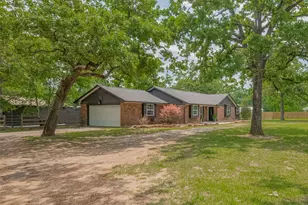 8 Riverwood Ln, Hempstead, TX 77445 - Photo 3