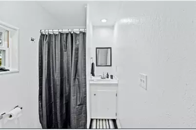 12918 Peggys Lane #B, Houston, TX 77015 - Photo 7