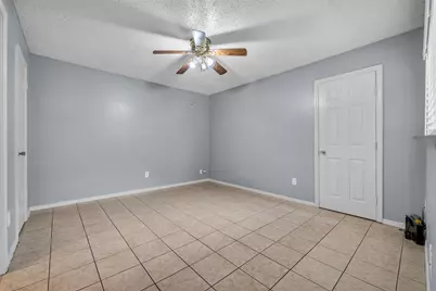 4407 Daisy Meadow Drive, Katy, TX 77449 - Photo 13