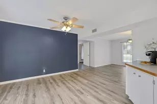 2403 Rosebud St, Nederland, TX 77627 - Photo 31