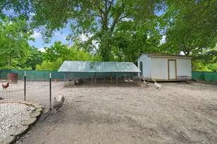 29 Co Rd 2131, Cleveland, TX 77327 - Photo 17