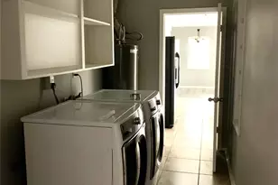 7414 Carew St, Houston, TX 77074 - Photo 9