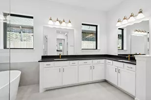 12222 Grassy Bnd Dr, Mont Belvieu, TX 77523 - Photo 39