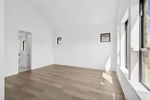 12222 Grassy Bnd Dr, Mont Belvieu, TX 77523 - Photo 35