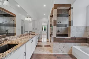 11714 Memorial Dr, Houston, TX 77024 - Photo 21