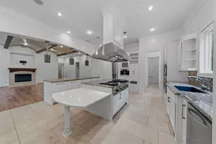 11714 Memorial Dr, Houston, TX 77024 - Photo 11