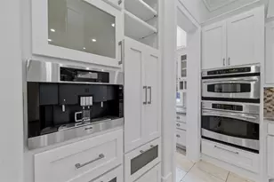 11714 Memorial Dr, Houston, TX 77024 - Photo 13
