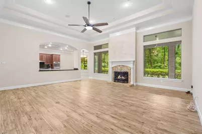 10307 Autumn Run Lane, Conroe, TX 77304 - Photo 11