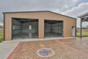 15211 Linda Ln, Santa Fe, TX 77517 - Photo 11