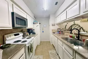 6701 Sands Point Dr, Houston, TX 77074 - Photo 3