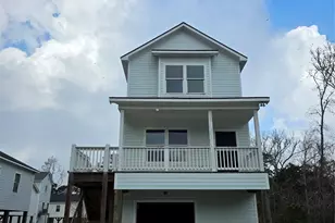 6110 White Oak Dr, Hitchcock, TX 77563 - Photo 1