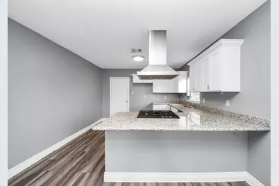 221 Highway 3 N, Texas City, TX 77591 - Photo 9