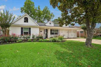 4517 Mimosa Drive, Bellaire, TX 77401 - Photo 1