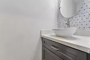 4517 Mimosa Dr, Bellaire, TX 77401 - Photo 19