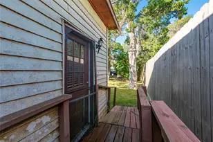 914 S Hill St, Alvin, TX 77511 - Photo 33