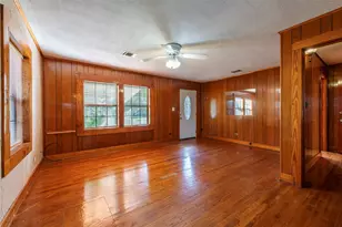 914 S Hill St, Alvin, TX 77511 - Photo 7