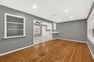 1853 Huge Oaks St St, Houston, TX 77055 - Photo 5