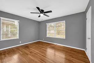 1853 Huge Oaks St St, Houston, TX 77055 - Photo 15