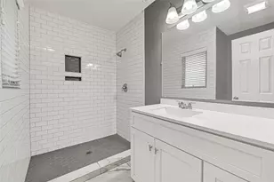 1853 Huge Oaks St St, Houston, TX 77055 - Photo 13