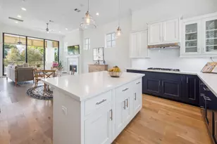 2714 Harvard St, Houston, TX 77008 - Photo 9