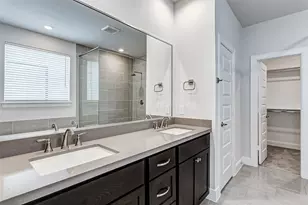 2710 Grand Fountains Dr, Houston, TX 77054 - Photo 19