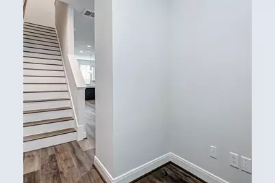 2710 Grand Fountains Drive #C, Houston, TX 77054 - Photo 11