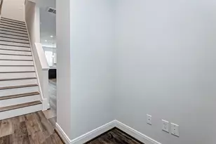 2710 Grand Fountains Dr, Houston, TX 77054 - Photo 11