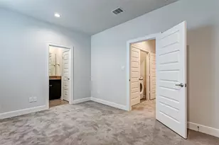 2710 Grand Fountains Dr, Houston, TX 77054 - Photo 25